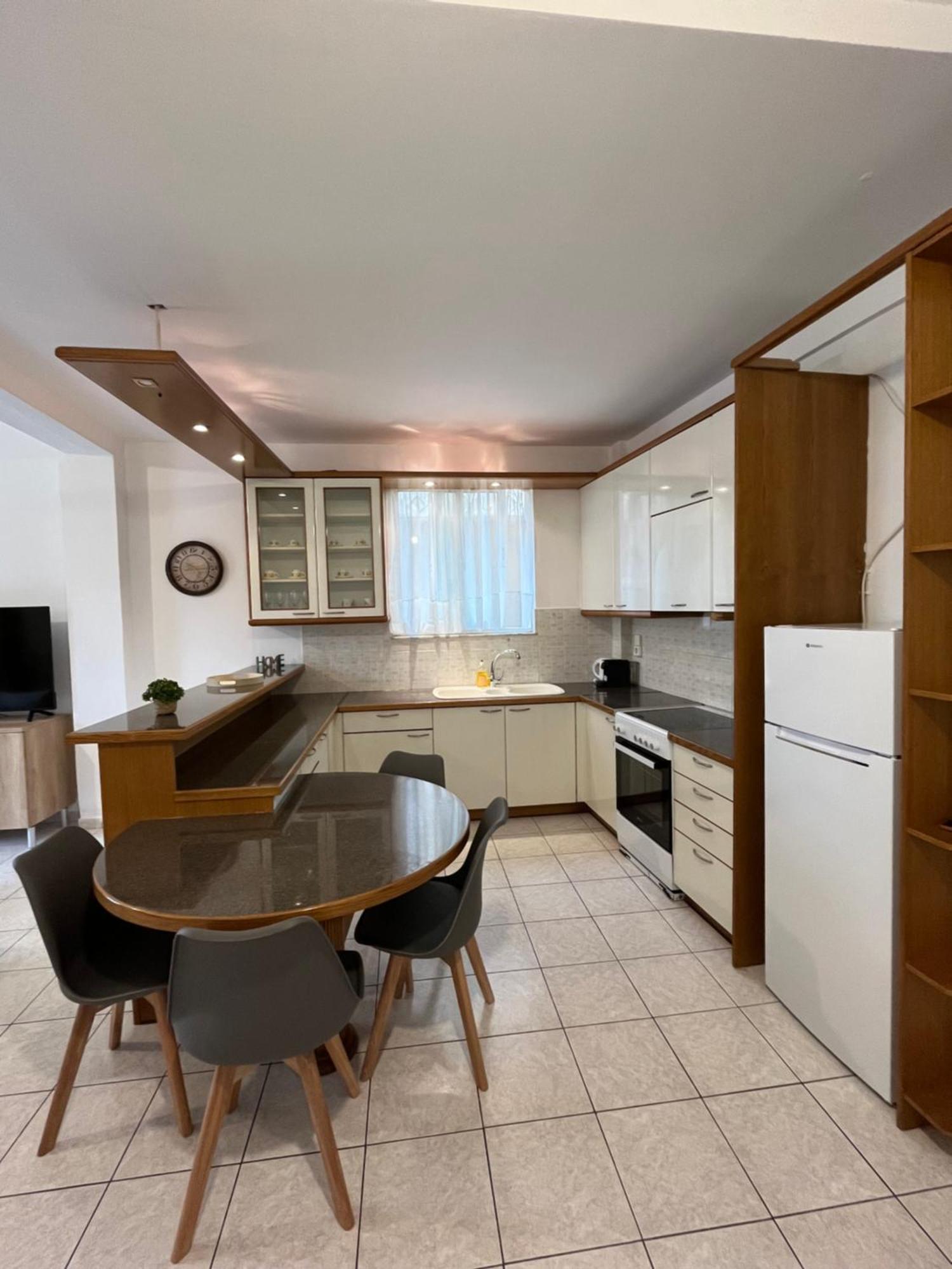 Hermanos City Apartment'S Ираклио Екстериор снимка